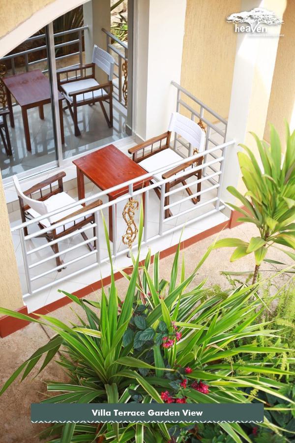 Heaven Restaurant & Boutique Hotel Kigali Exterior foto